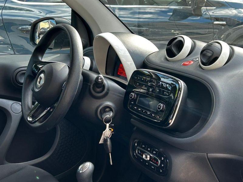 smart fortwo fortwo 70 1.0 Passion