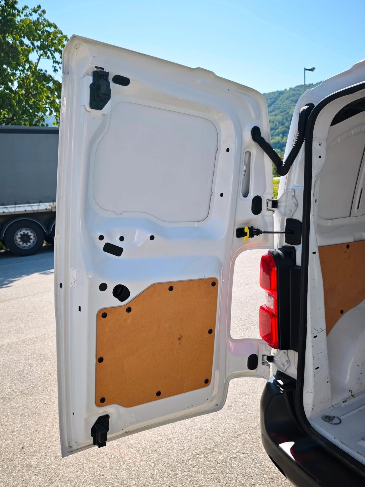Citroen Jumpy BlueHDi 115 S&S PL-TN Furgone M Club