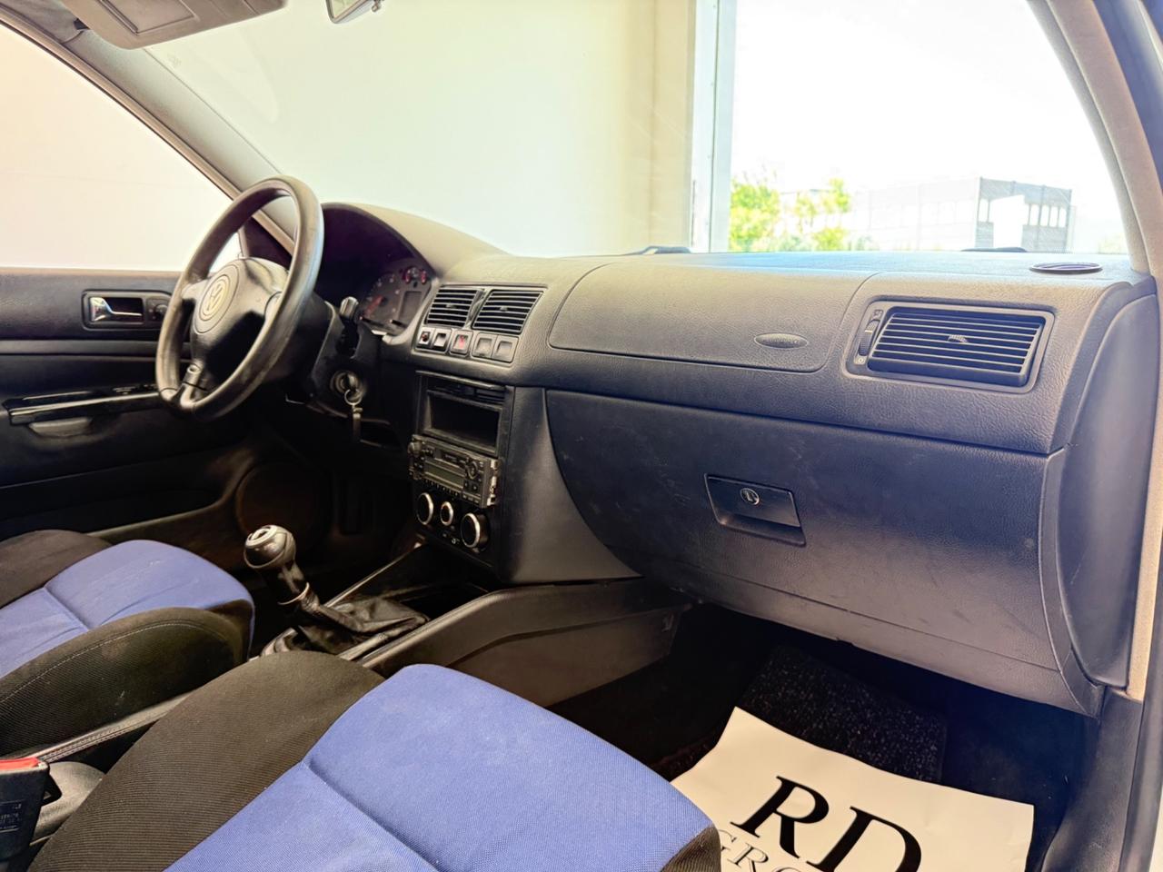 Volkswagen Golf 1.9 TDI/90 CV cat 5 porte