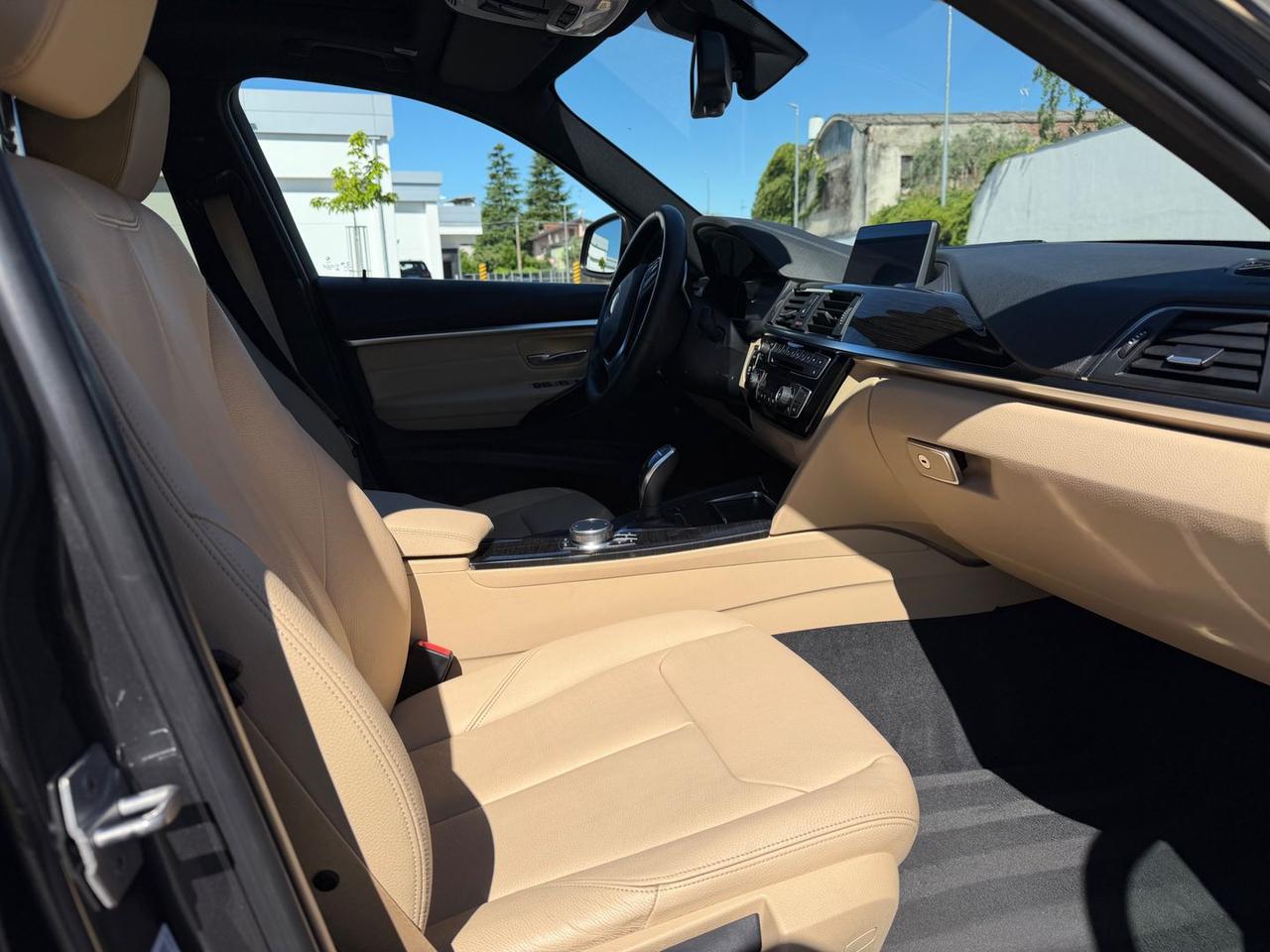 Bmw 320 d Luxury Line #10868