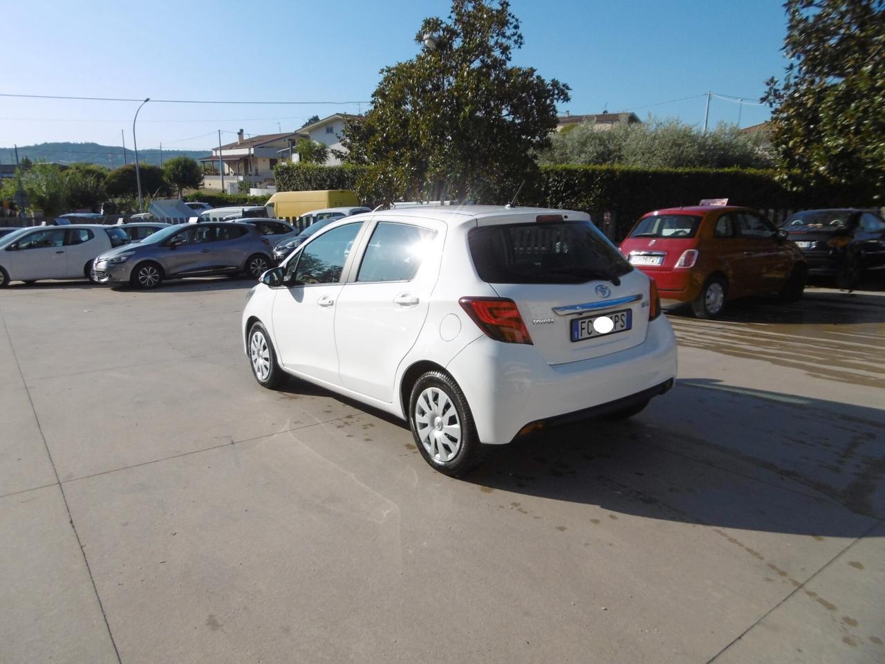 Toyota Yaris 1.0 5 porte Active