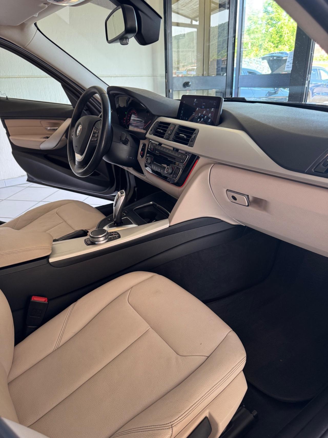 Bmw 320 320d xDrive Touring Msport