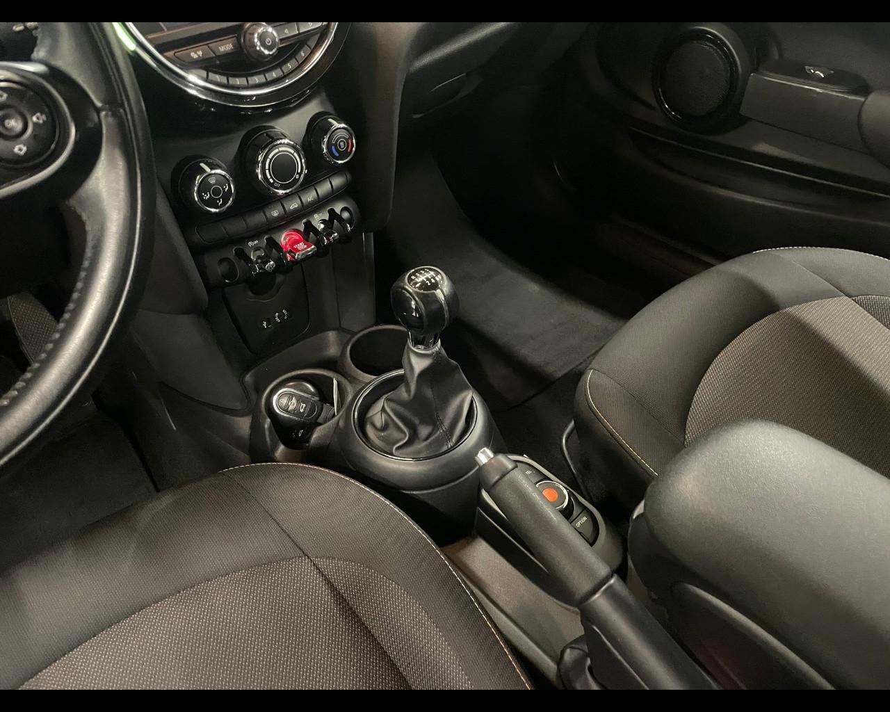 MINI Mini 4ª serie (F56) - Mini 1.5 Cooper D Boost