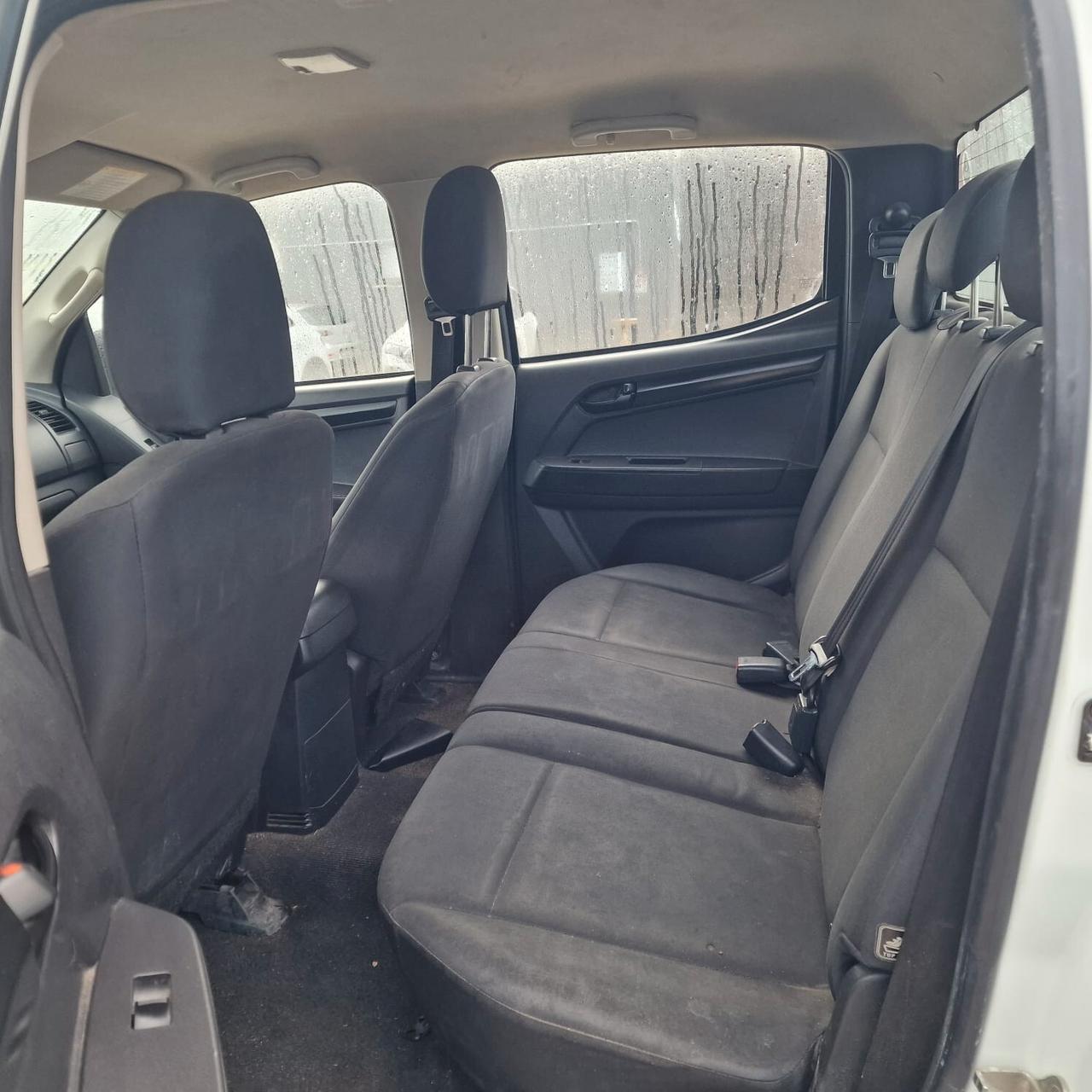 Isuzu D-Max N60 2.5 td crew Satellite 4x4 GANCIO DI TRAINO