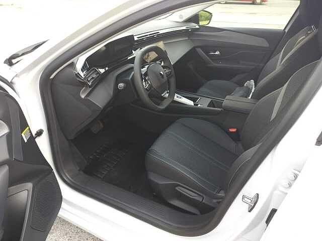 Peugeot 308 Hybrid 136 e-DCS6 SW Allure *KM Ø*