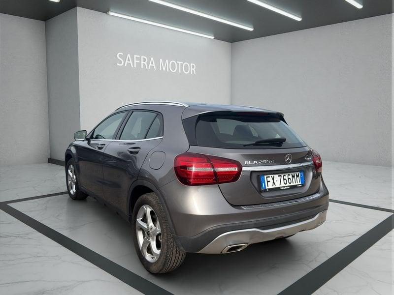 Mercedes-Benz GLA GLA 200d Sport 4matic