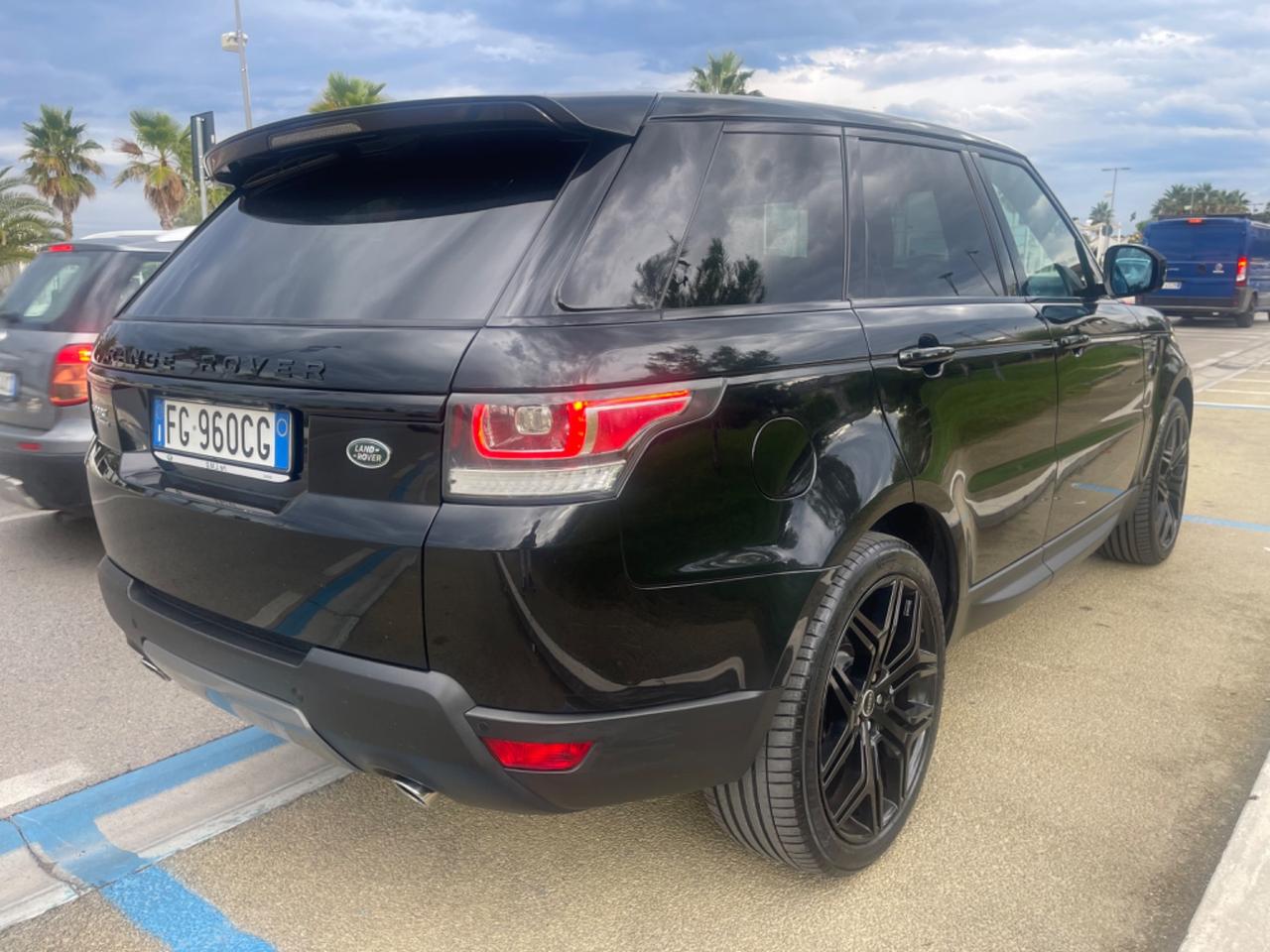 Qualitycar pescara propone RangeRover sport 3.0 TDV6 HSE Dynamic