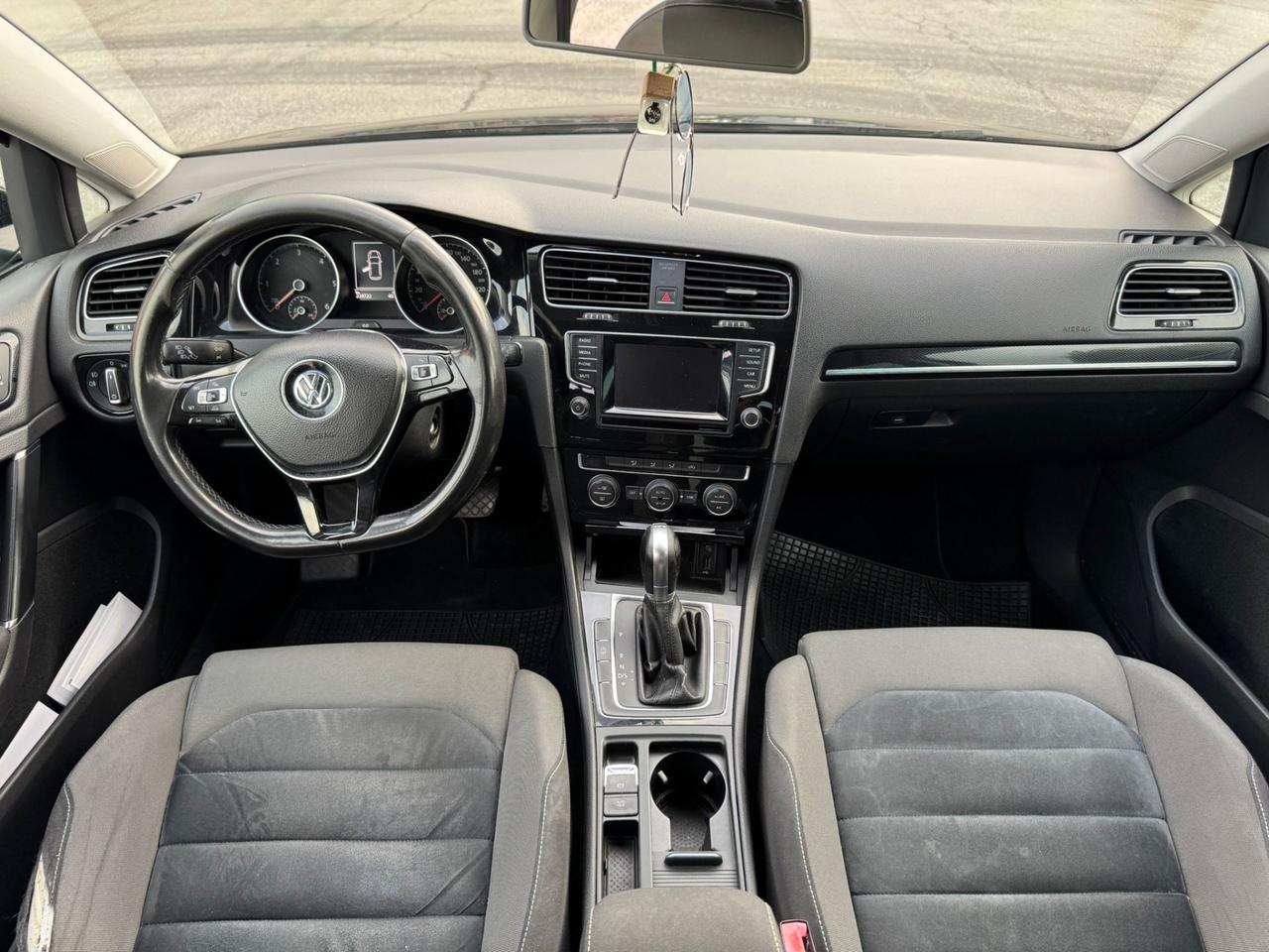 Volkswagen Golf Business 1.6 TDI DSG 5p. Highline BlueMotion Technology