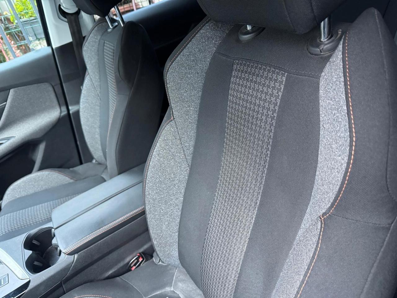 Peugeot 3008 BlueHDi 120 S&S EAT6 Allure