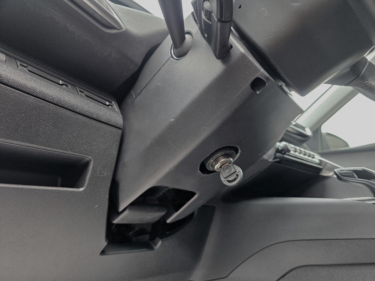 Peugeot 3008 BlueHDi 130 S&S EAT8 Business