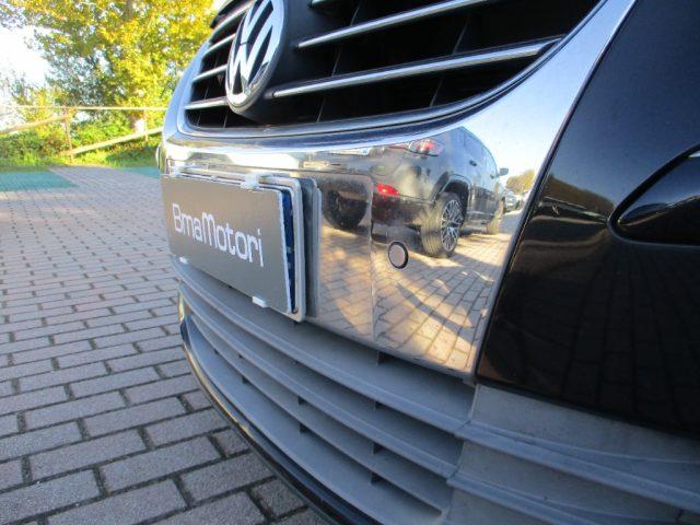 VOLKSWAGEN Touran 1.9 TDI 105CV DPF Highline PELLE/Sensori