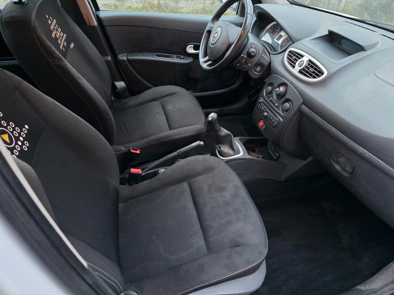 Renault Clio 1.2 16V 5 porte GPL Yahoo!