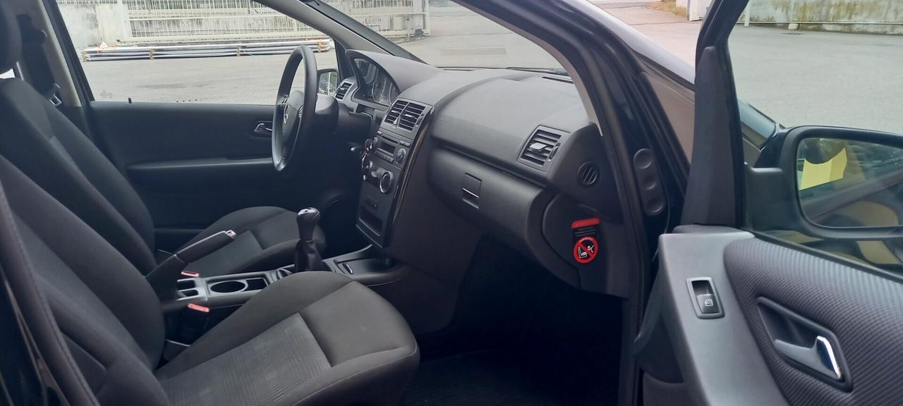 Mercedes-Benz Classe A 160 Benzina cc. 1.5 CV. 95 Cambio Manuale 5 Porte 5 Posti SOLO 62.060 KM. Utilizzabile anche per i Neopatentati.