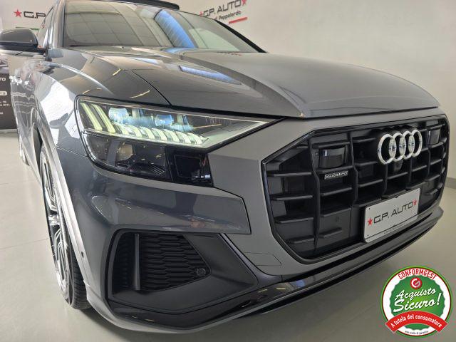 AUDI Q8 50 TDI 286 CV quattro tiptronic Sport + Tetto