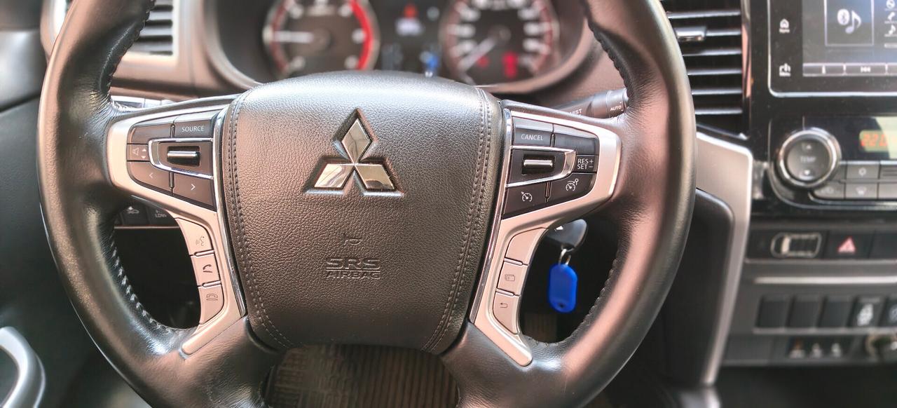 Mitsubishi L200 2.3D Double Cab 4x4 Intense Gancio