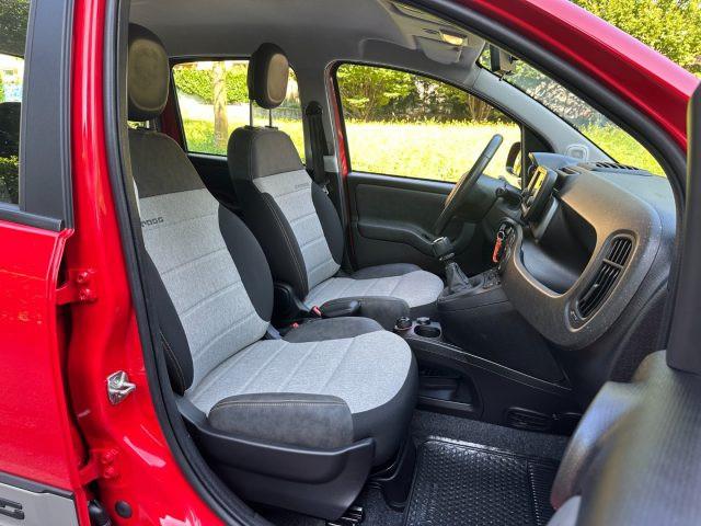 FIAT Panda CROSS 0.9 TwinAir Turbo S&S 4x4 NEOPATENTATI