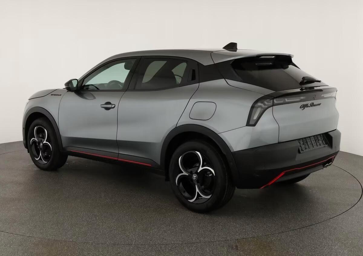 Alfa Romeo Junior 1.2 145CV Hybrid eDCT6 Speciale