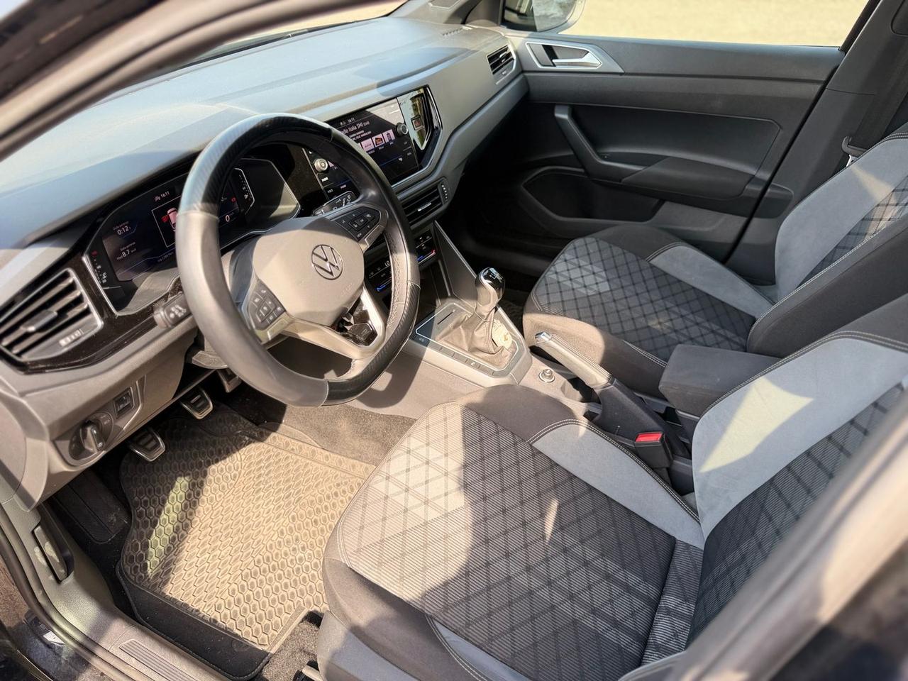 Volkswagen Taigo R Line 1.0 TSI #12036