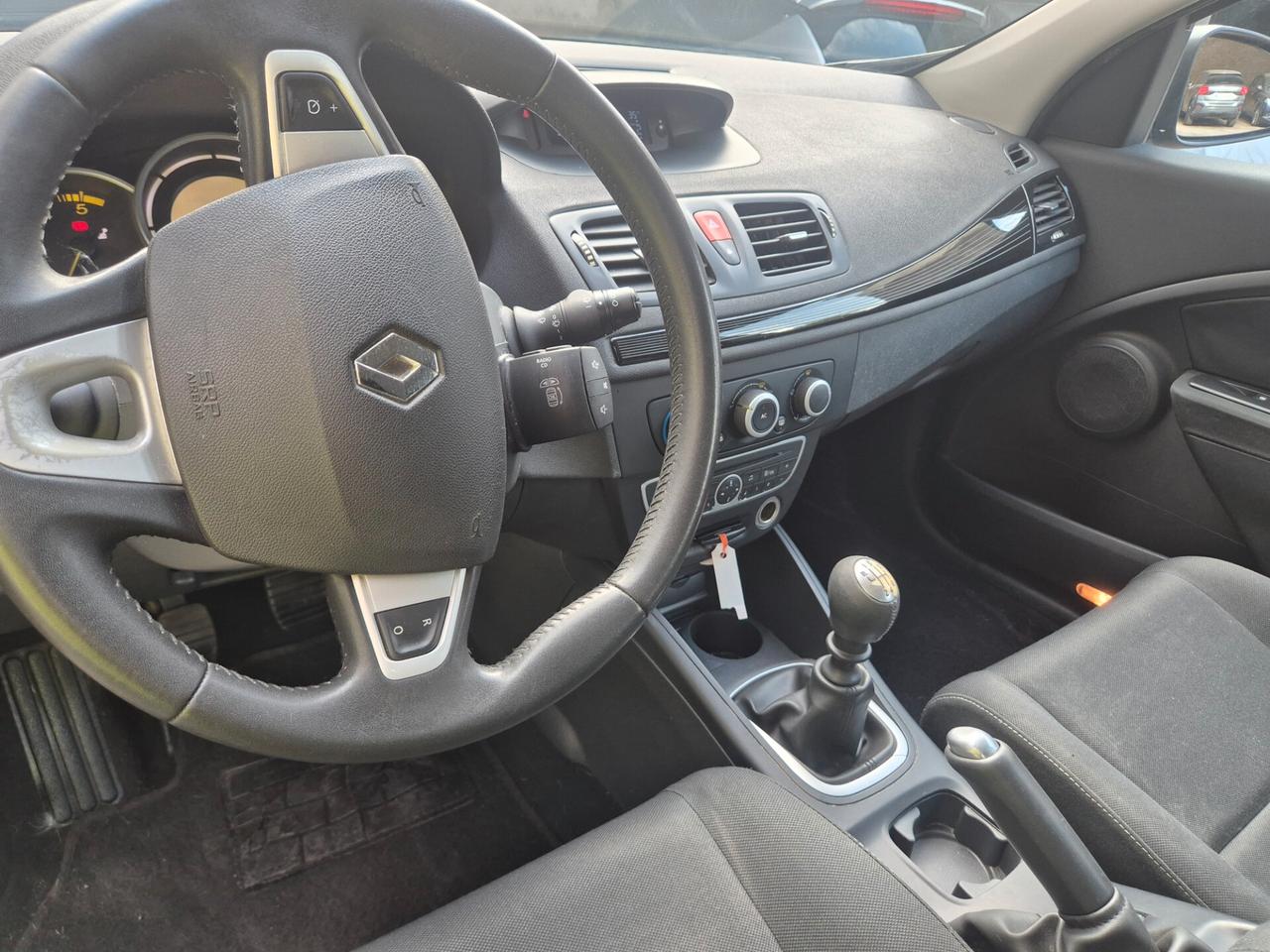 RENAULT MEGAN 1.5 DIESEL ACCESSORIATA 2012
