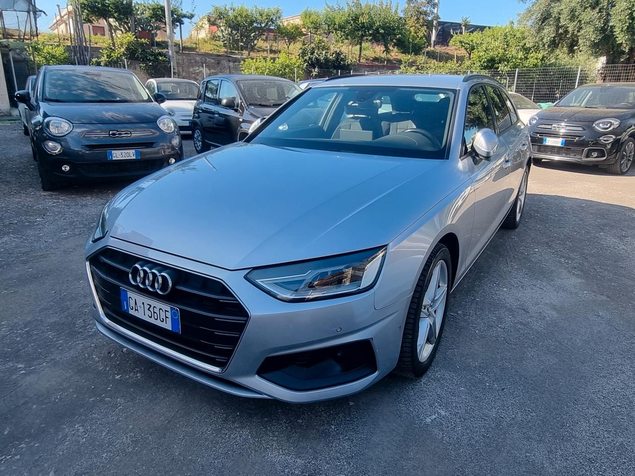 Audi A4 Avant 30 TDI/136 CV S tronic Business