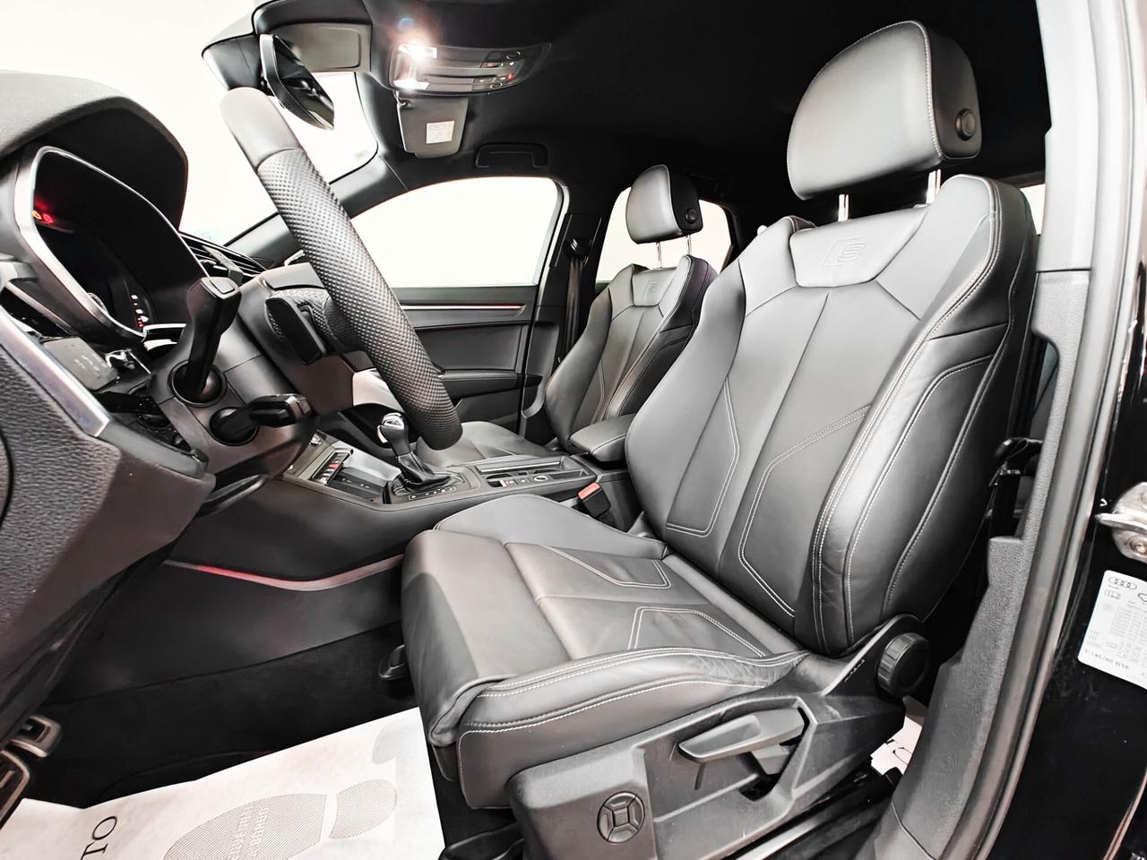 Audi Q3 SPB 35 TDI S tronic Identity Black S-Line