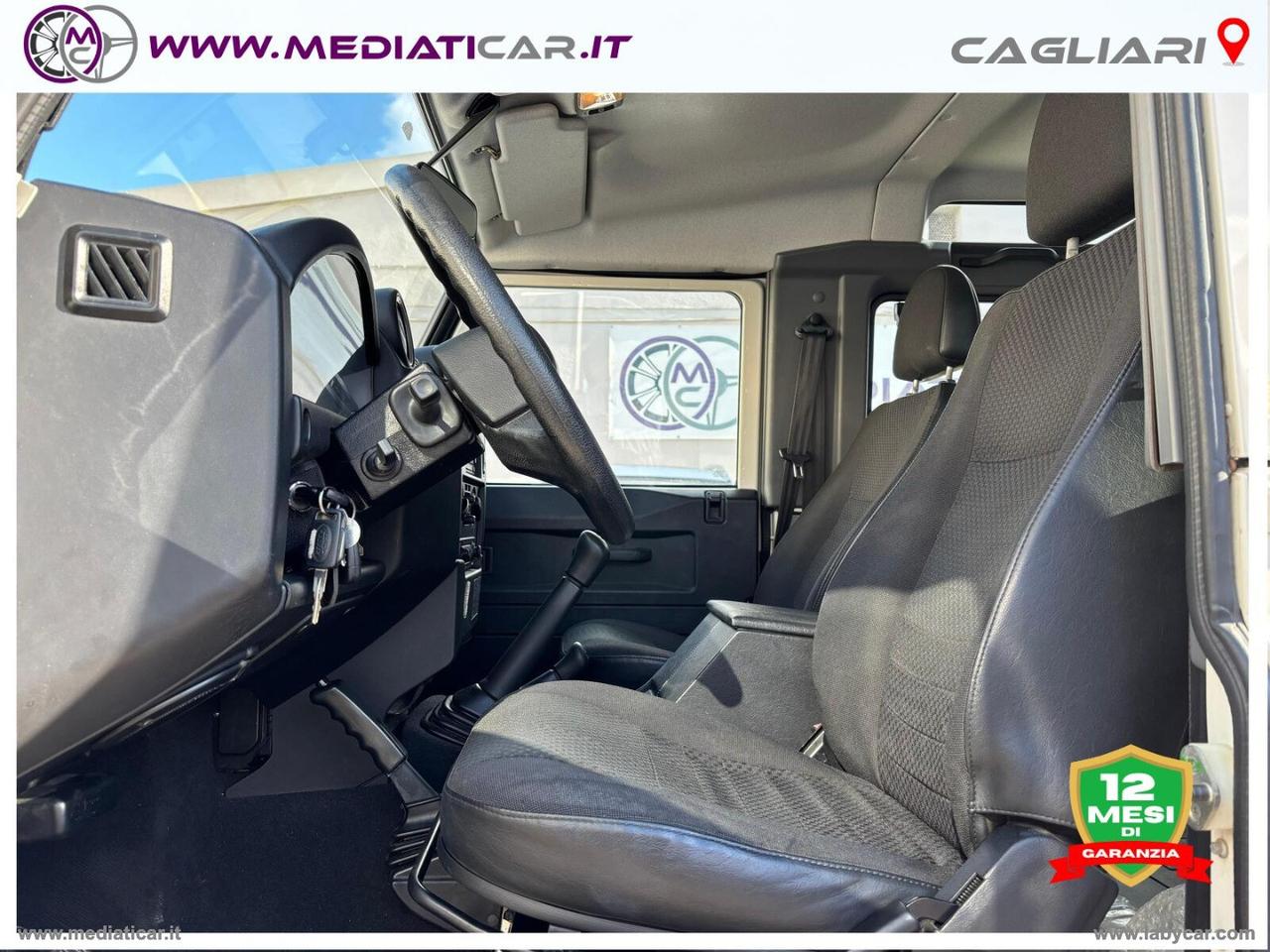 LAND ROVER Defender 90 2.4 TD4 Station Wagon SE