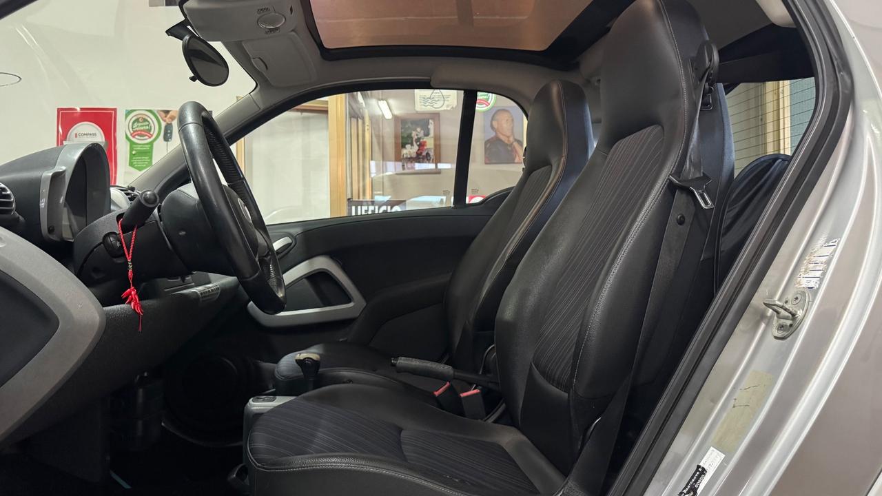 Smart ForTwo 1000 52 kW MHD coupé passion