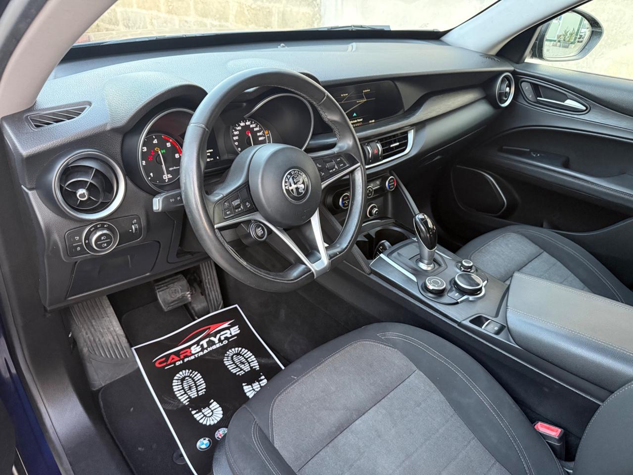 Alfa Romeo Stelvio 2.2 distribuzione pompa olio tagliando ok AT8 Q4 Executive