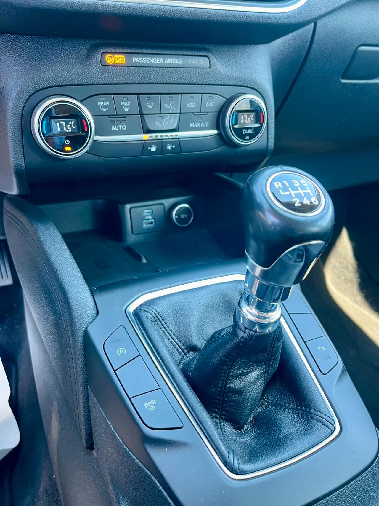 Ford Kuga 2.0 EcoBlue Hybrid 150 CV 2WD Titanium