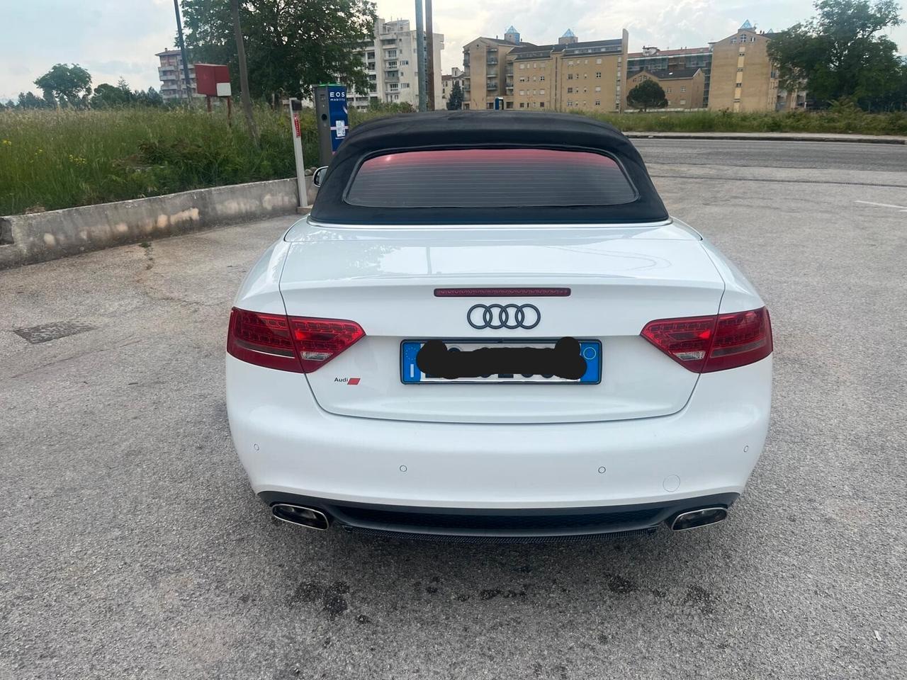 Audi A5 Cabrio 2.0 TDI F.AP. Ambiente