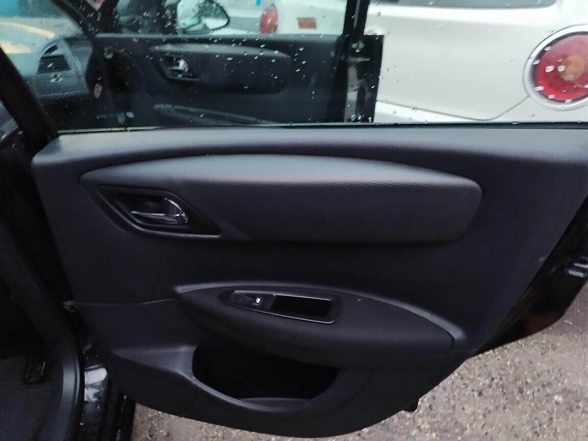 Citroen C4 1.4 benzina 2009 km 155000 CONSEGNA CON TAGLIANDO E DISTRIBUZIONE