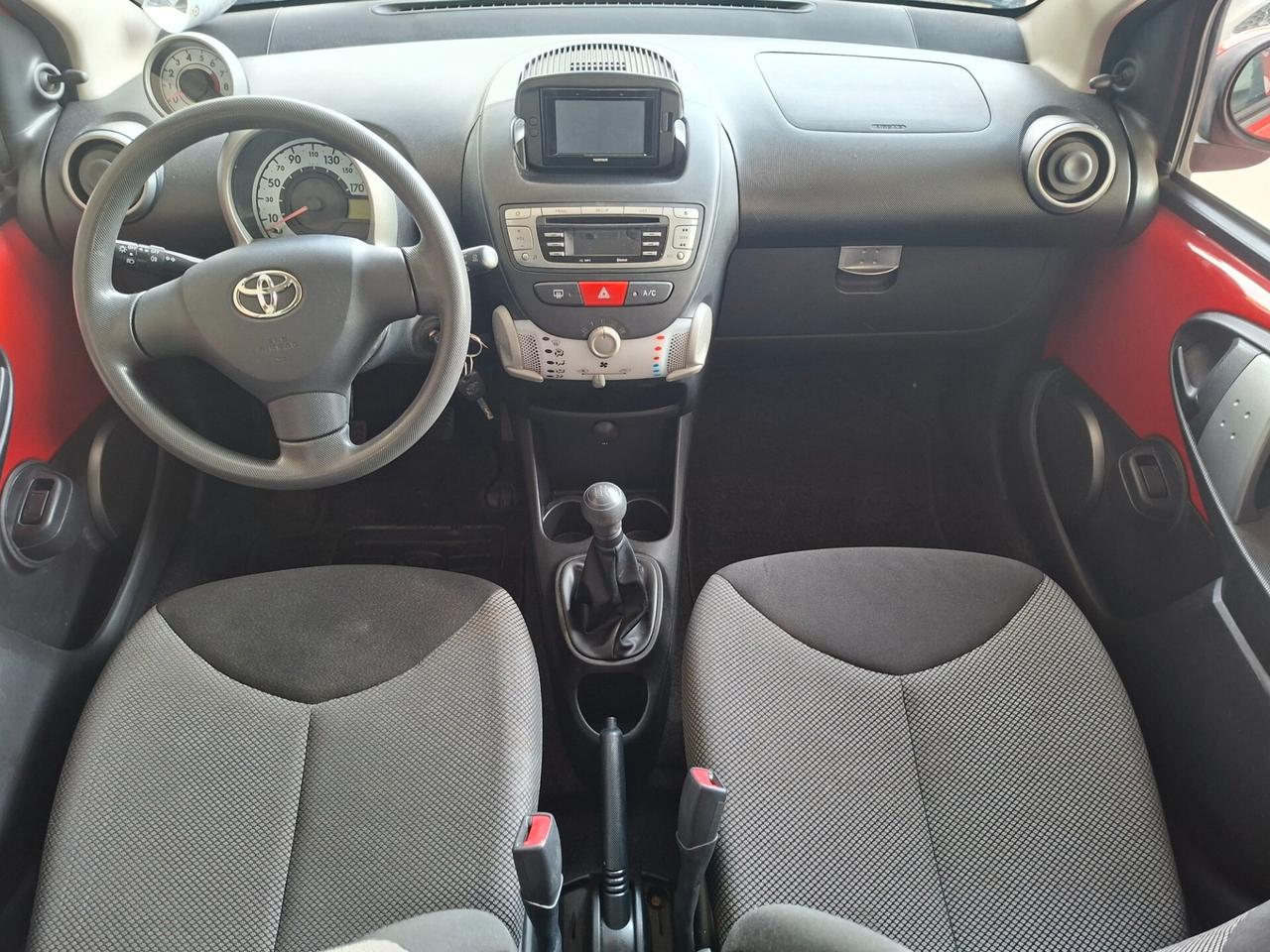 Toyota Aygo 1.0 12V VVT-i 5 porte Active Connect