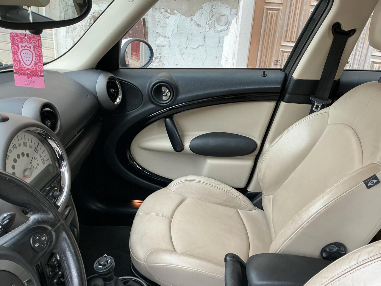 Mini Cooper D Countryman BERLINA