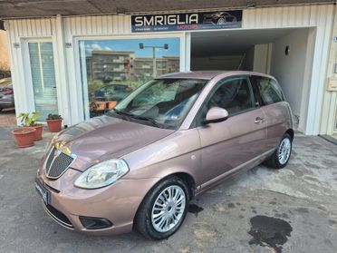 Lancia Ypsilon 1.2 69 CV Diva OK NEOP