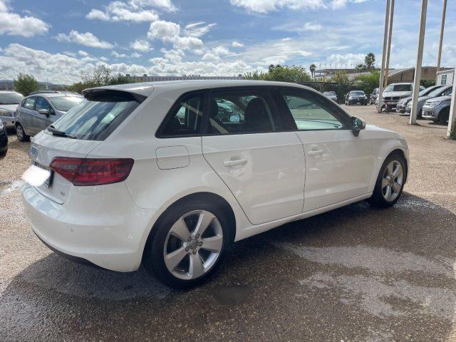 AUDI A3 1.6 TDI 105CV