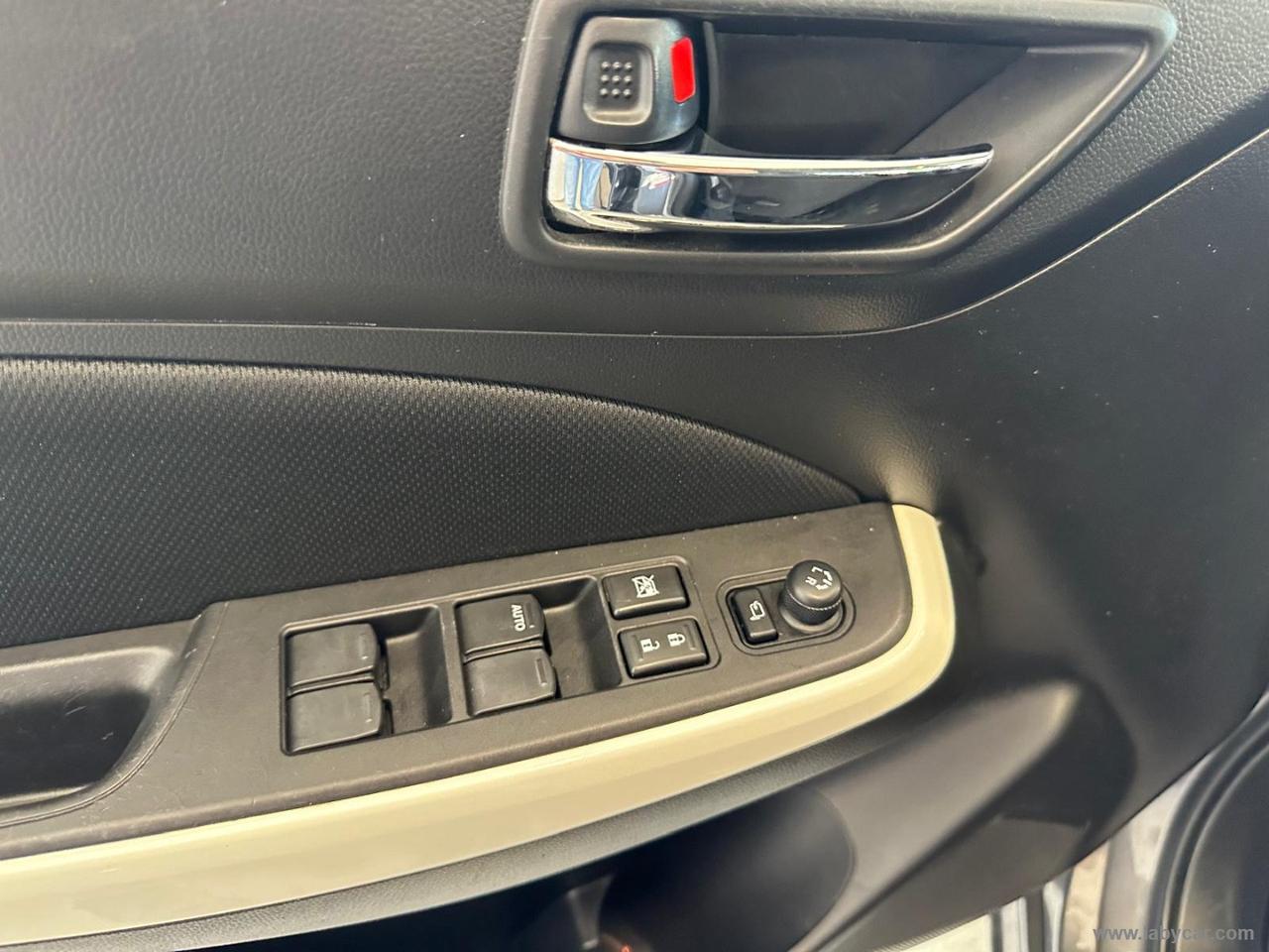 SUZUKI Swift 1.2 Hybrid Top