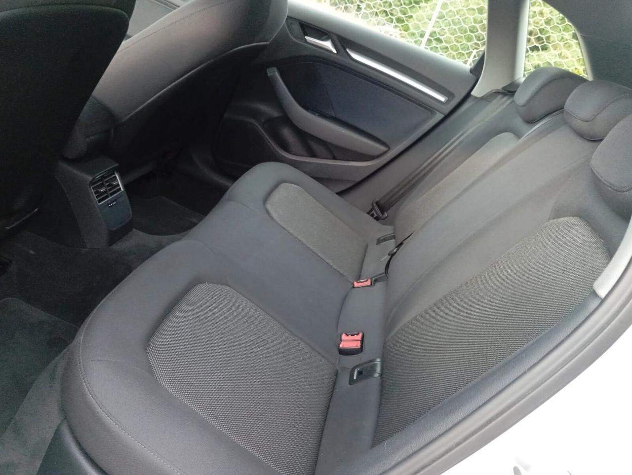 Audi A3 1.6 TDI 116 CV S tronic Business unipro km 98000