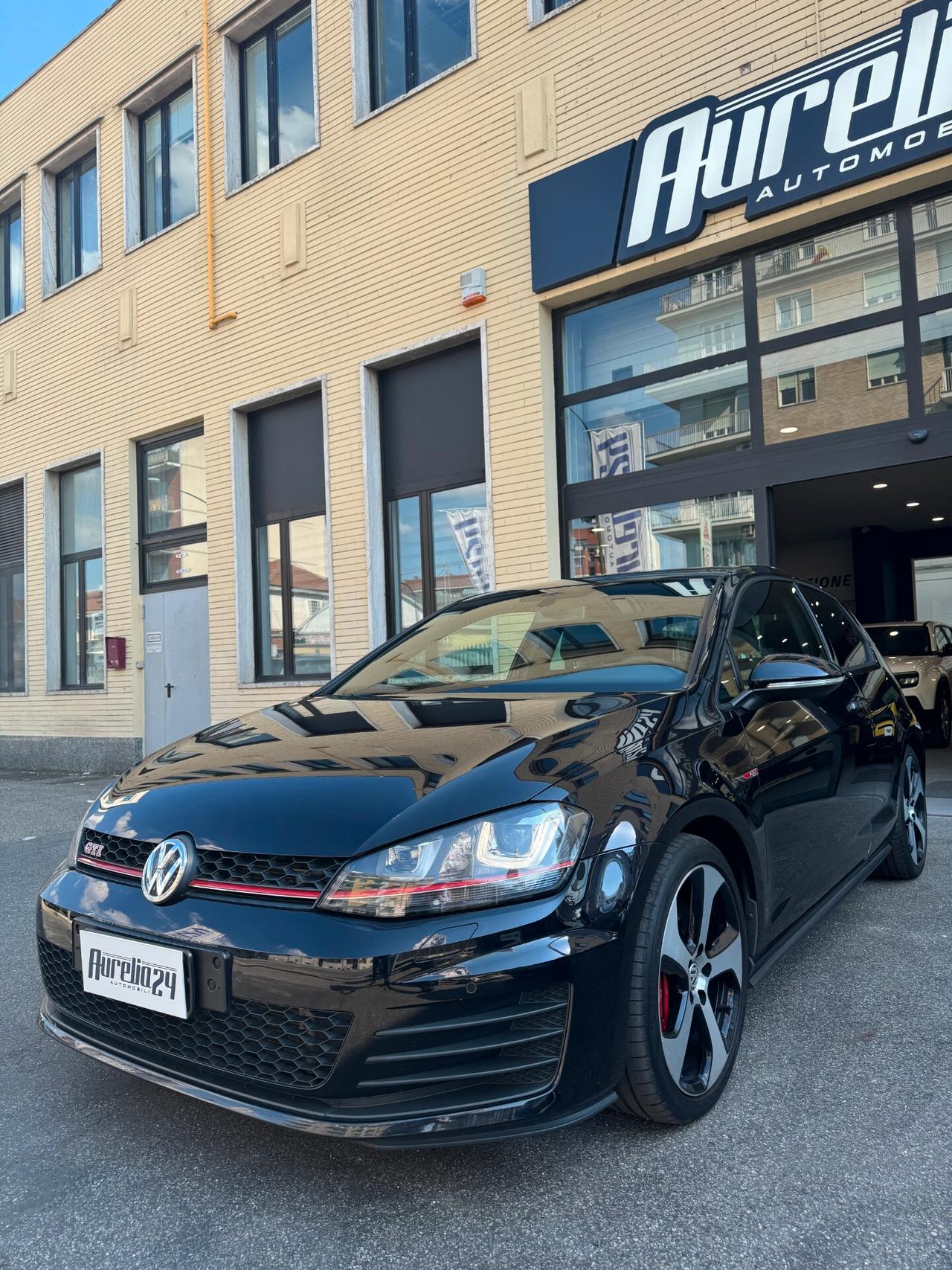 Volkswagen Golf GTI Performance 2.0 TSI 3p.