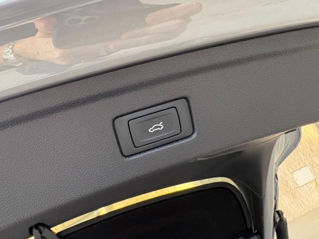 AUDI A5 SPB SPORTBACK 40 TDI quattro S tronic S line