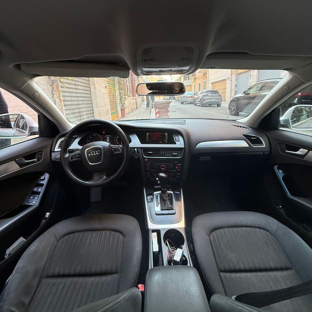 Audi A4 2.0 TDI 143CV **CAMBIO AUTOMATICO**