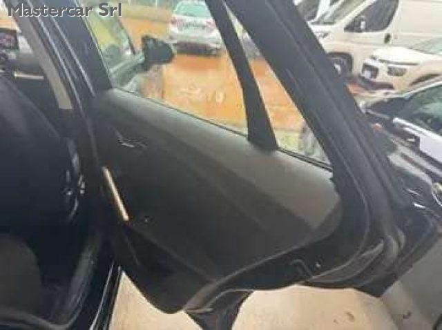 AUDI Q2 Q2 35 2.0tdi Busines Quattro s-tronic Navi-GJ802JL