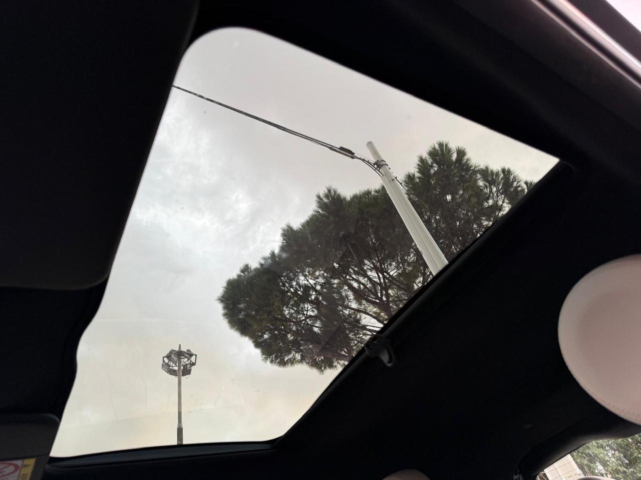 Fiat 500 1.0 Hybrid Dolcevita Navi, Pdc,