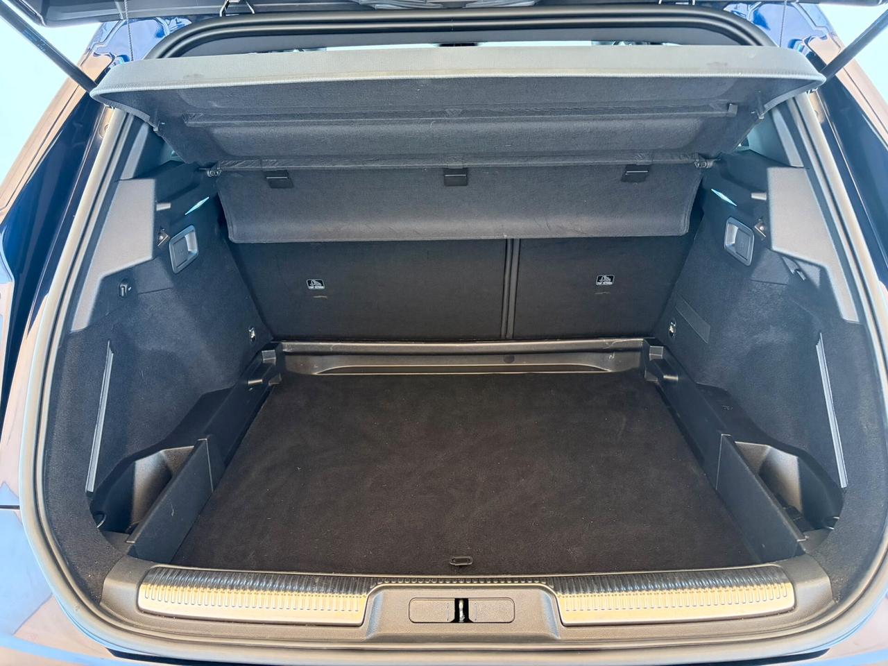DS 7 Crossback 1.5 Business 130cv auto - IVA ESPOSTA