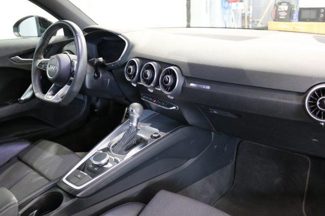AUDI TT Coupé 40 TFSI S tronic