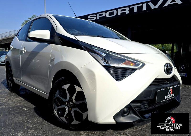 Toyota Aygo 11000 KM PARI AL NUOVO! Connect 1.0 VVT-i 72 CV 5 porte x-clusiv