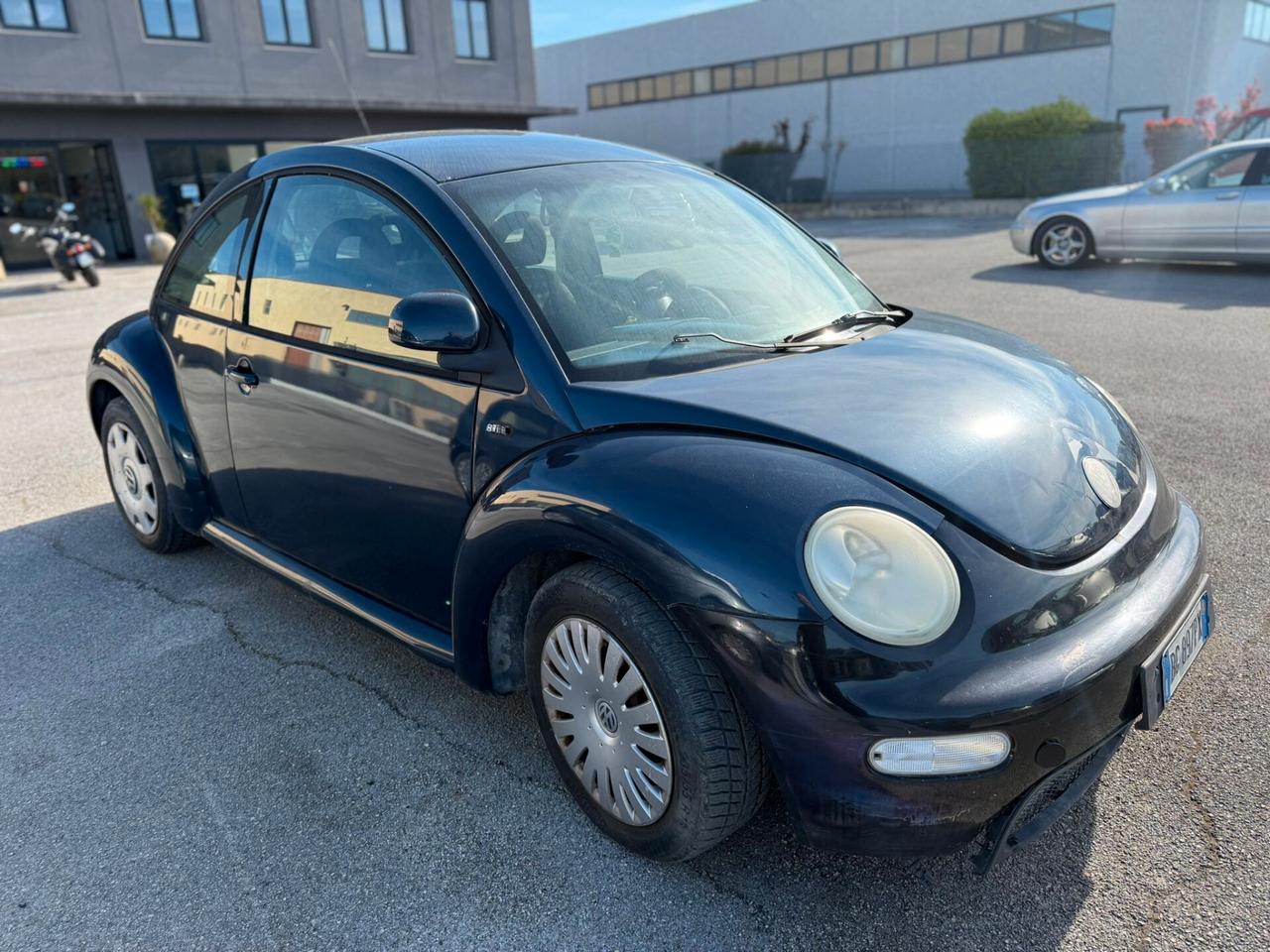VW NEW BEETLE 1.9 TDI 2004