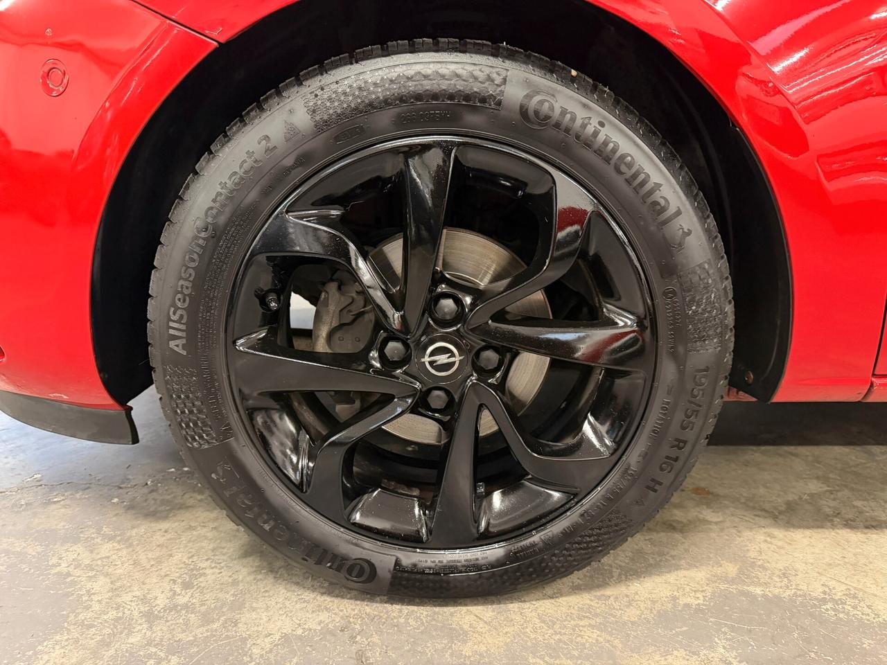 Opel Corsa 1.4 90CV GPL Tech Coupé b-Color