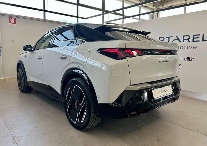 Peugeot e-3008 210cv 73 kWh GT