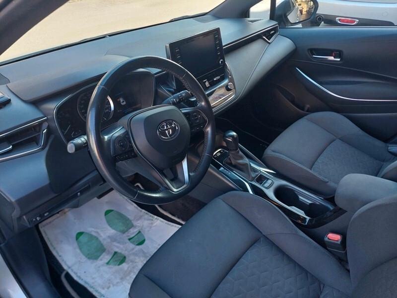 Toyota Corolla Touring Sports 1.8 Hybrid Business Tech