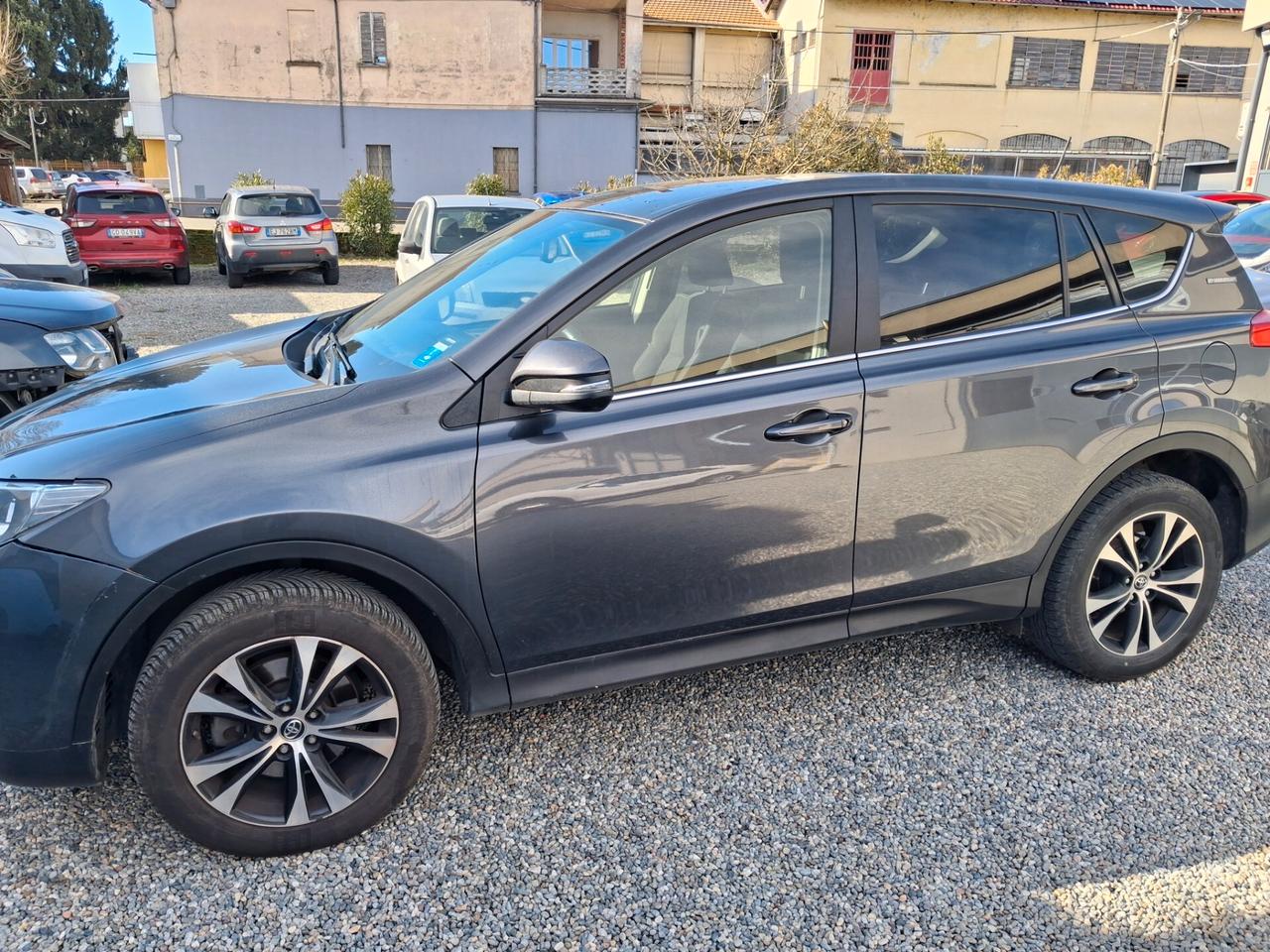 Toyota RAV 4 RAV4 2.0 D-4D 4WD Lounge